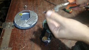 Портативный CD плеер. Что внутри.