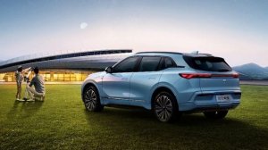 2025 Buick Electra E5 rivals of Cadillac Lyriq and the Audi Q6 e-tron