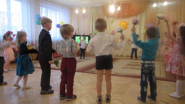 8 марта. Утренник в детском саду смотреть онлайн