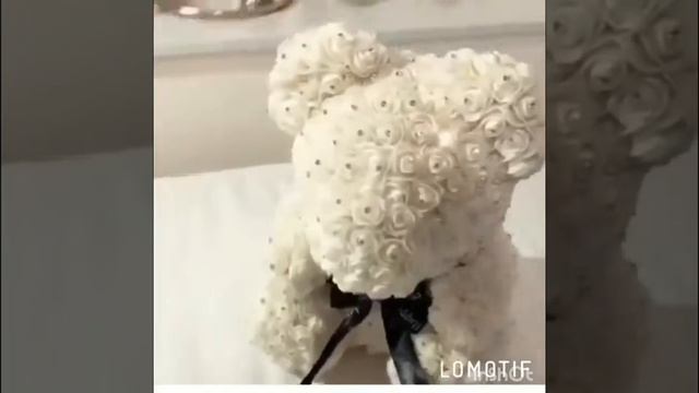 Мишка из роз в стразах Сваровски