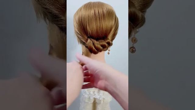 How to tie a beautiful hairstyle???#hairstyle#hair#beautiful#beauty#shortvideo#cute#shorts#short