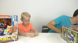 Посылка. Новые Роботы Трансформеры Карботы и Микарды Волчки Бейблейд машинка Лига Вотчкар