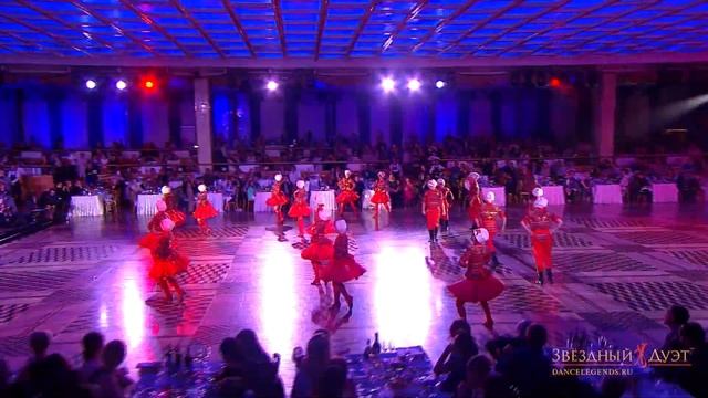 Ансамбль "Тодес" Русский танец. Танцевальное шоу "Звездный Дуэт" 2017 смотреть онлайн