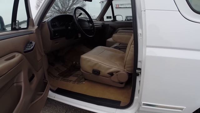 Davis AutoSports 1994 FORD BRONCO...RESTORED...FOR SALE....LIKE NEW смотреть онлайн