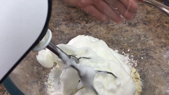 Финансье. Просто тает во рту. Самый вкусный десерт.