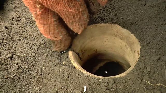 Как поймать КРОТА живьем в КУВШИНЕ смотреть онлайн