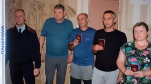 Первые беженцы из Дзержинска получили паспорта РФ! Как ДНР помогает им воссоединиться с семьей?