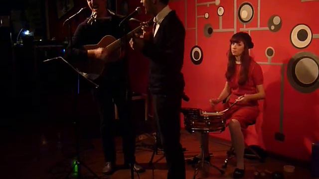 HEADLESS TAMBOURINE debut gig смотреть онлайн