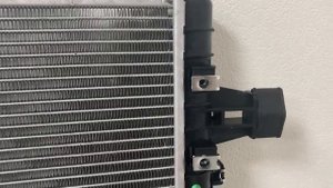 Радиатор охлаждения ДВС Опель Астра H