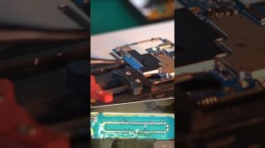 Типовая неисправность Samsung Galaxy A не заряжается / замена коннектора FPC на плате Samsung