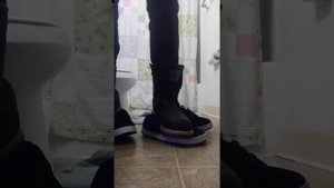 Stomping My 2 New DC Courts  In Rugged Blue Logger Boots Steel Toe. And New Skinny Jean's