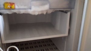 Быстрый способ разморозки холодильника и морозильной камеры.