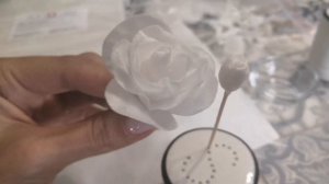 Розы из вафельной бумаги. Быстрый и красивый декор)