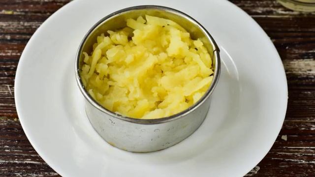 Herring under a fur coat with walnuts. Delicious homemade recipes photos смотреть онлайн