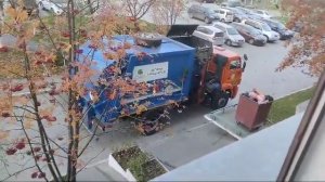 Мусоровоз KAMAZ САХ РАРЗ мк - 4554 - 06 приехал к нам забирать мусор.