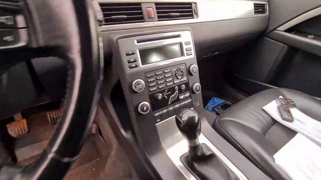 VOLVO V70 MOMENTUM 2,5 FT 200KM 2009 Manual Auto Import Nieporęt смотреть онлайн