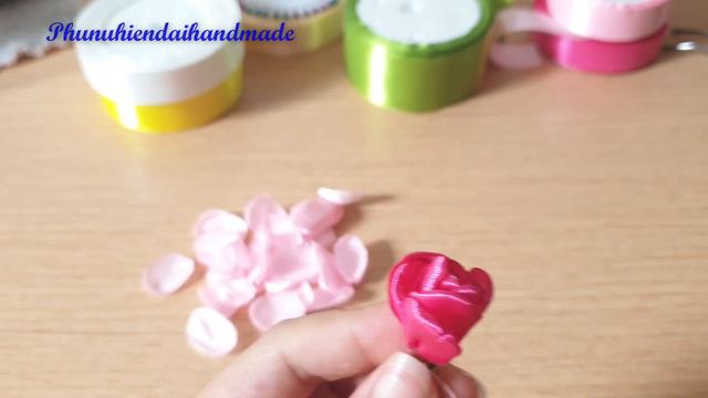 How to make Ranunculus Flowers by satin ribbon смотреть онлайн