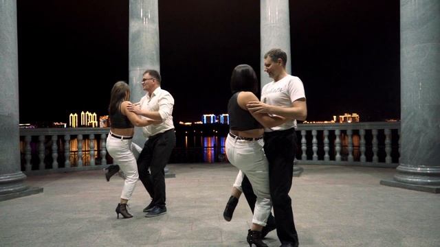 Ночь, набережная, бачата смотреть онлайн