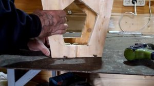 Кормушка для птиц №2