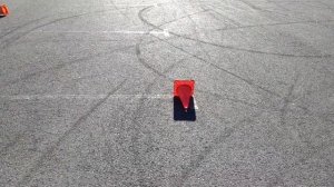 Мотоджимхана на питбайке. Упрощаем трассу и учимся перекладывать с коленки на коленку