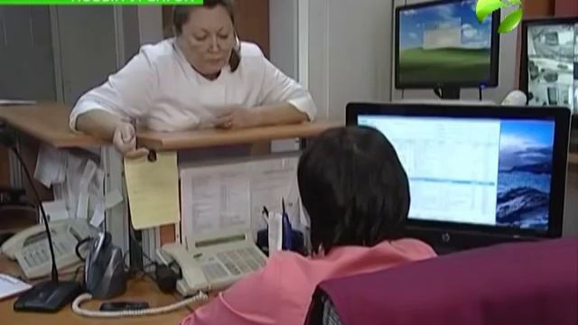 В Новом Уренгое девочка  сорвалась с эскалатора смотреть онлайн