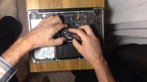 Чистка вентилятора MacBook