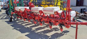 Сеялка пропашная Веста 8 Профи.