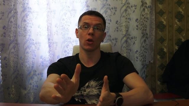 Стоит ли дарить девушке ДОРОГИЕ ПОДАРКИ? Что можно подарить женщине, а что лучше не стоит.