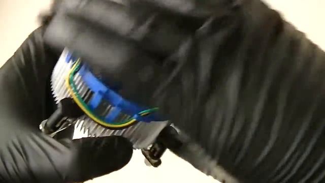 Intel D74883 001 Heatsink Fan Overview смотреть онлайн