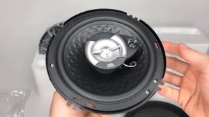 Видеообзор на автомобильные динамики JBL 16cm 680w