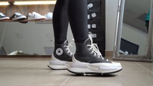 Купить кожаные кеды Converse Run Star на высокой подошве