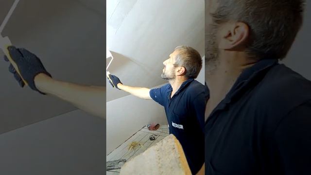 Покраска потолка ночью , прожектор 100Ватт