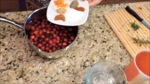 СОУС ИЗ КЛЮКВЫ традиционный к индейке и другому мясу.