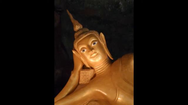 Wat Tham (Wat Suwan Kuhn), Phang Nga смотреть онлайн