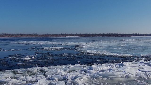 Лед по реке в 4к. Треск льда. Зимние пейзажи. Релакс-видео.