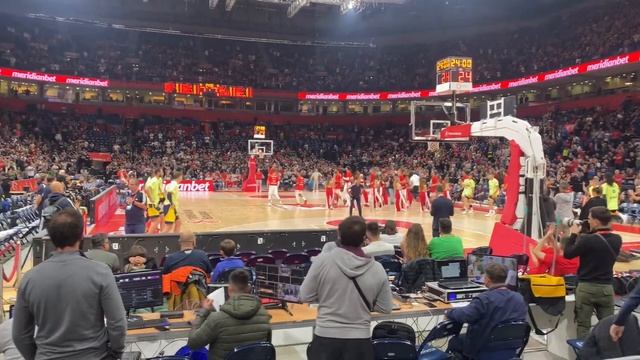 KOSARKASI CRVENE ZVEZDE IZLAZE NA PARKET ( 8.KOLO EL ZVEZDA- FENERBAHCE) смотреть онлайн