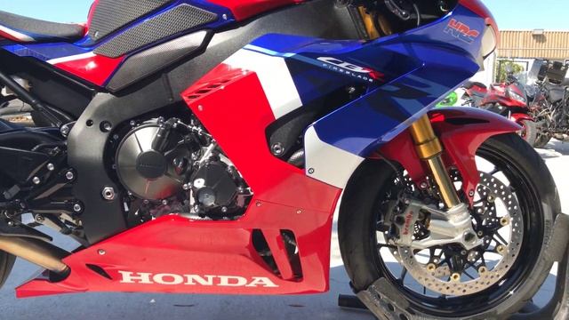 Onyx Moto / 2021 Honda CBR1000RRR Fire Blade SP / Akrapovic Exhaust Sound Clip