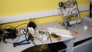 Залипание реле Wiren board: в поисках худшего блока питания