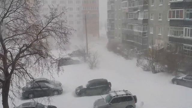 Снегопад в Челябинске (25.04.14) смотреть онлайн