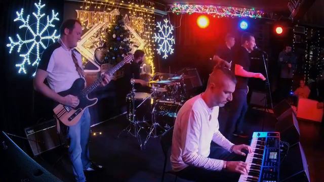 Середина лета - Бармен смотреть онлайн