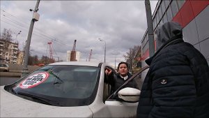 СтопХам-"Она что купила права?"