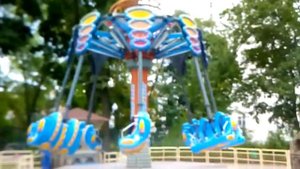 АТТРАКЦИОНЫ В ПАРКЕ ГОРЬКОГО