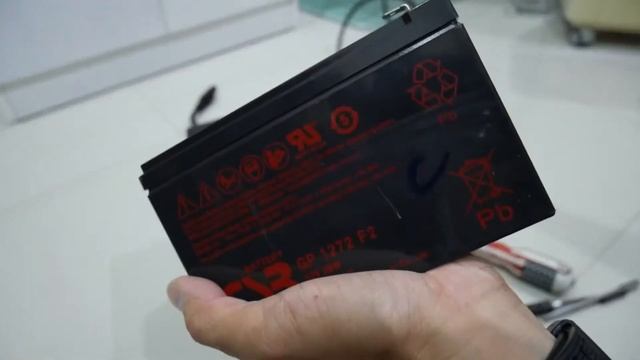 D.I.Y. วิธีเปลี่ยนแบต APC Back-UPS 800VA (BX800LI-MS) แบตเสื่อม ไม่เก็บประจุไฟ อย่าทิ้ง!!! смотреть онлайн