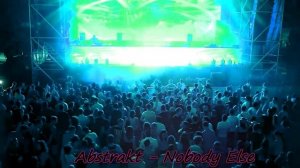 Abstrakt - Nobody Else
