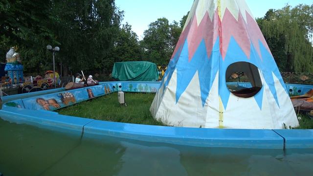 Брянск, Курган, карусели ДР Ивана. Деревенские выходные. Из деревни в город.)))
