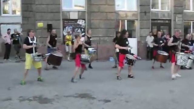 44 DRUMS смотреть онлайн