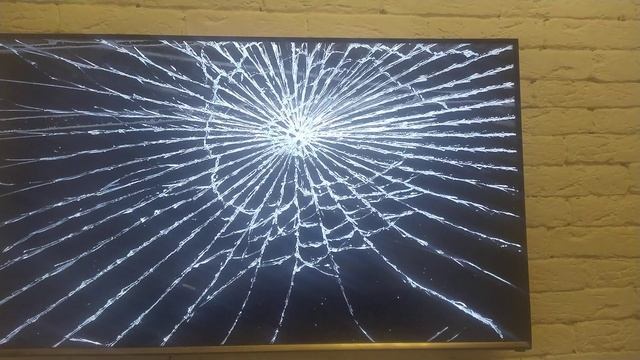 не шутка мы разбили телевизор нам точно влетит ? смотреть онлайн