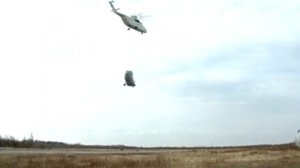 Ми 26 перевозит на подвеске Ми 26