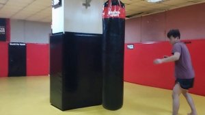 саенчай Кик отработка на груше. техника mma i муай Тай