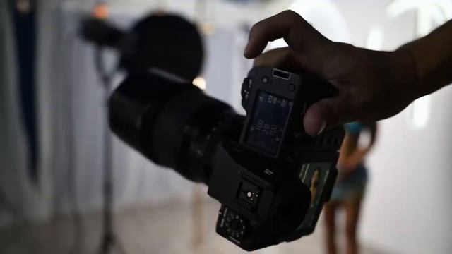 Fuji GFX 100 II vs Hasselblad X2D + Sample files смотреть онлайн